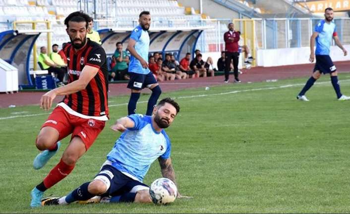 Lig öncesi Erzurum’da kampta bulunan 24Erzincanspor hazırlık maçında Erzurumspor FK