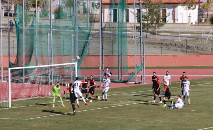 TFF. 2. Lig Beyaz gurup 11. Hafta mücadelesinde kendi sahasında