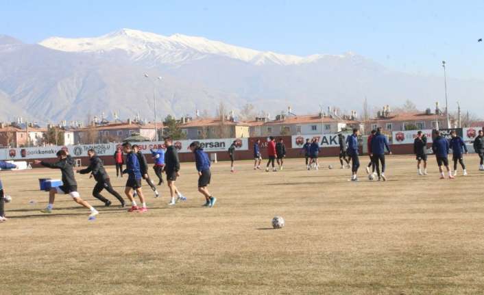 TFF 2. Lig Beyaz Gurup 19. hafta mücadelesinde 6 Ocak