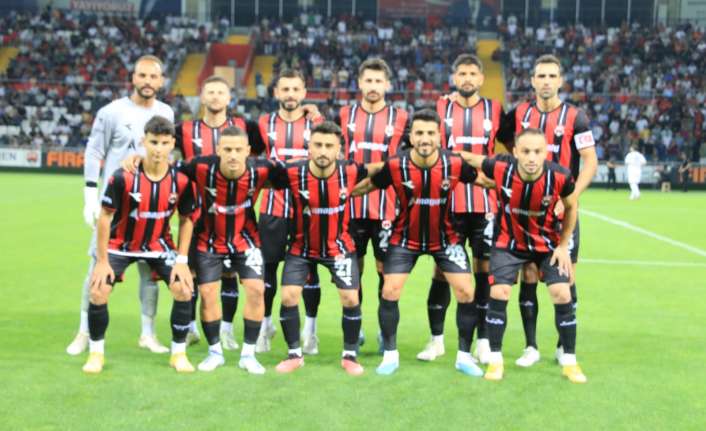 TFF 2. Lig kırmızı gurup 2023-2024 sezonu ilk maçında sahasında