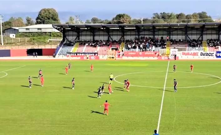 TFF 2. Lig Kırmızı Grup'ta mücadele eden Anagold 24Erzincanspor 8.
