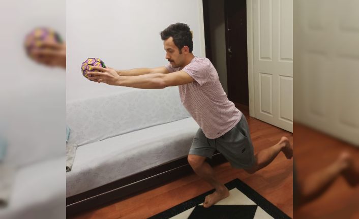 Anagold 24Erzincanapor da futbolcular yeni tip korona virüs (Kovid-19) salgını