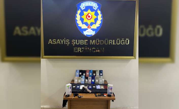 Erzincan şehir merkezinde 4 işyerini soyan hırsızlık zanlısı yakalanarak, tutuklandı.