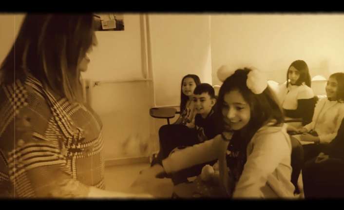 Erzincan’da 49 korist çocuk işaret diliyle “Seninle Her Şeye Varım