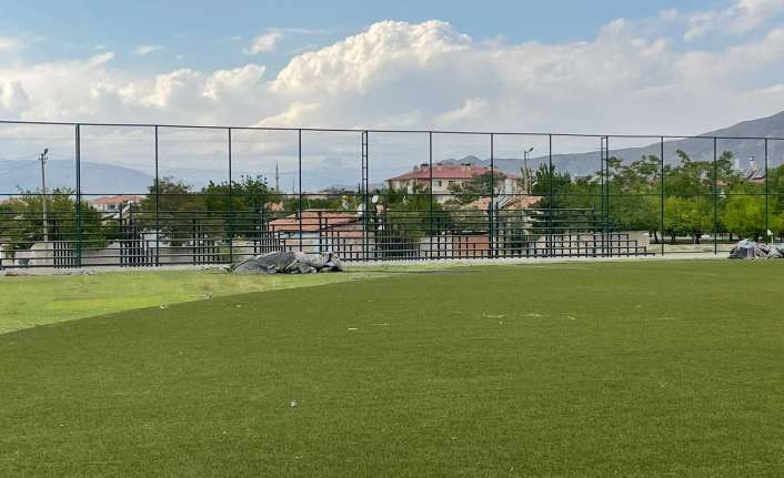 Erzincan’da 17 Temmuz 2015 tarihinde yanan Ülkü Spor Kompleksi içerisindeki