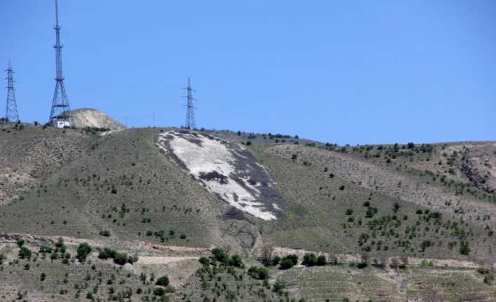 Erzincan’da Keşiş Dağı’nın batı