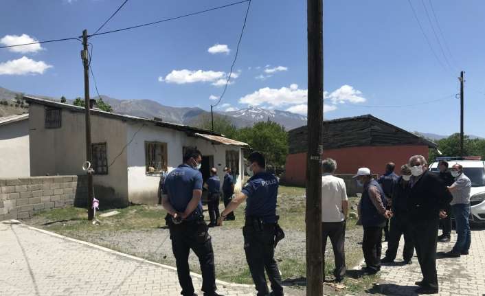 Erzincan’da psikolojik sorunlar yaşadığı öne sürülen Afganistan uyruklu 7 aylık