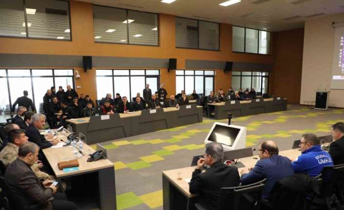 Merkez üssü Kahramanmaraş’ın Pazarcık ve Elbistan ilçeleri olan 7,7 ve