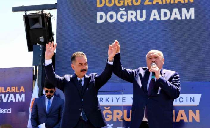 AK PARTİ ERZİNCAN İL BAŞKANLIĞININ, SEÇİM OFİSİ AÇILIŞI COŞKUYLA GERÇEKLEŞTİRİLDİ