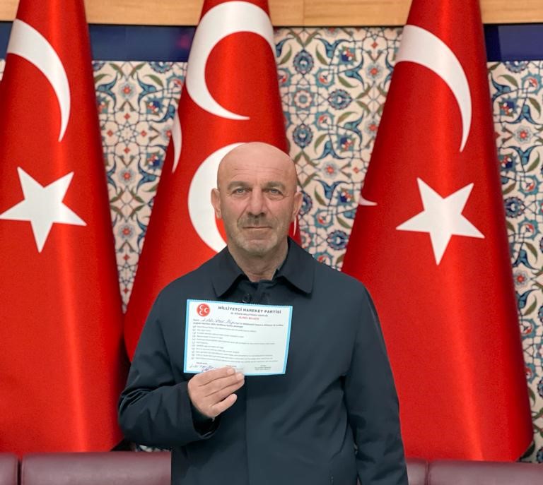 Uzun yıllar Milliyetçi Hareket Partisi Erzincan teşkilatlarında görev yapan Erzincanlı