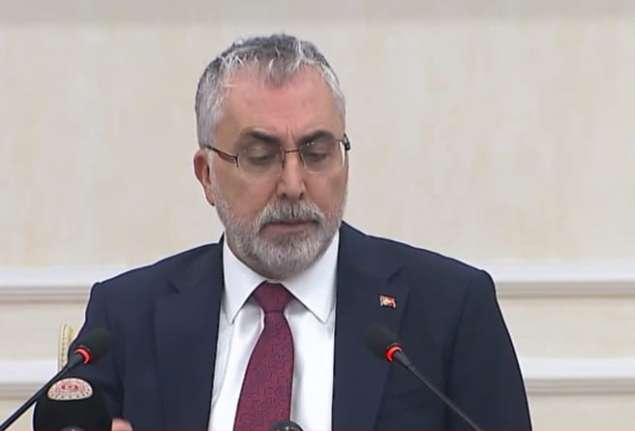 Gün içerisinde Cumhurbaşkanı Recep Tayyip Erdoğan ile bir araya gelen