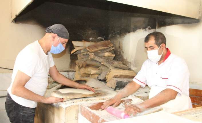 Erzincan’da asırlık lavaş ekmeği