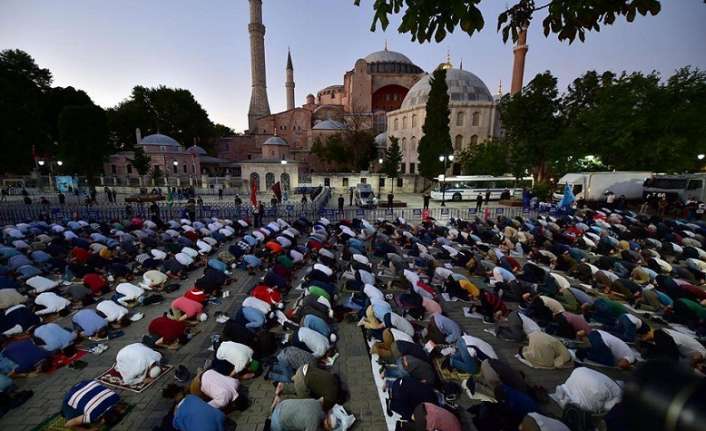 Danıştay 10. Dairesi, Ayasofya'nın camiden müzeye dönüştürülmesine dair 24 Kasım