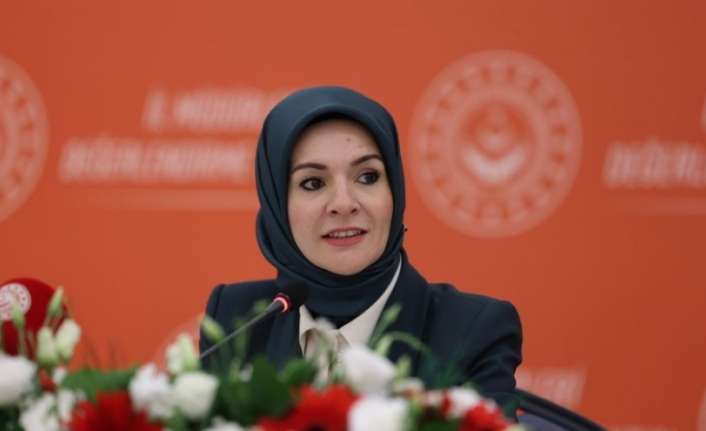 Aile ve Sosyal Hizmetler Bakanı Mahinur Özdemir Göktaş, sosyal yardım