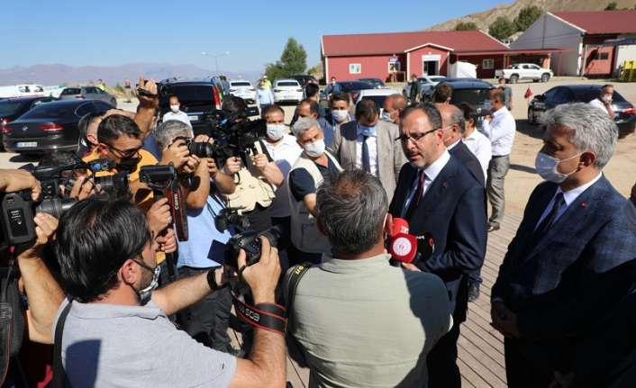 Gençlik ve Spor Bakanı Kasapoğlu, Erzincan’da Formula 1 ile ilgili