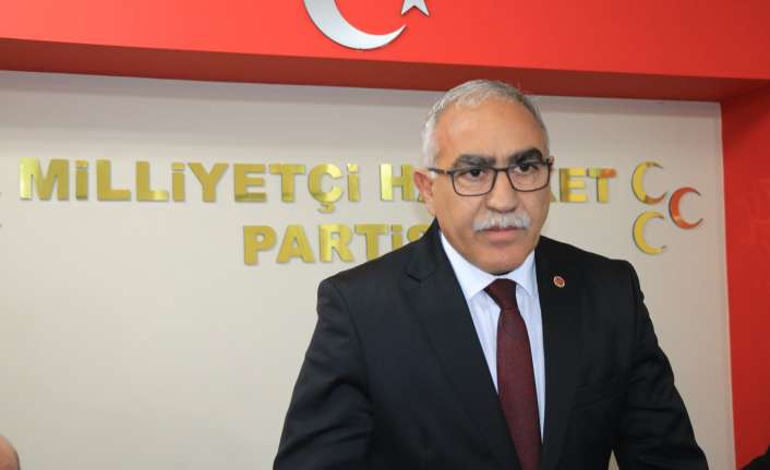 Başkan Aksu Başbuğ Alpaslan Türkeş için anma mesajı yayınladı Milliyetçi Hareket Partisi Erzincan İl başkanı Salih Aksu, MHP kurucu