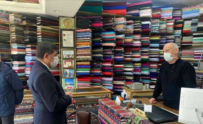 Erzincan Belediye Başkanı Bekir Aksun, Manifaturacılar Sitesi esnafını ziyaret etti.