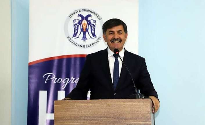Erzincan Belediye Başkanı Bekir Aksun, 8 Mart Dünya Kadınlar Günü