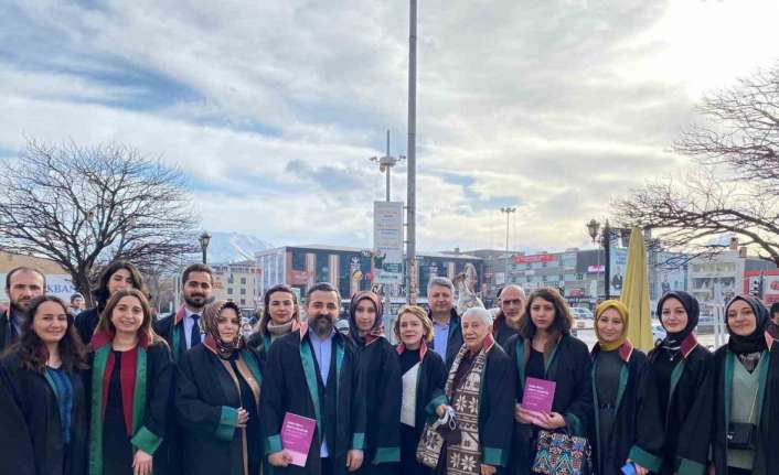 Erzincan Baro Başkanı Adem Aktürk, 8 Mart Dünya Kadınlar Günü