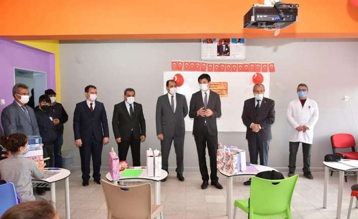 Erzincan’da Beşsaray Ortaokulu’nda FCL sınıfı açıldı, Haymeana Anaokulu’nda eTwinning projesinin