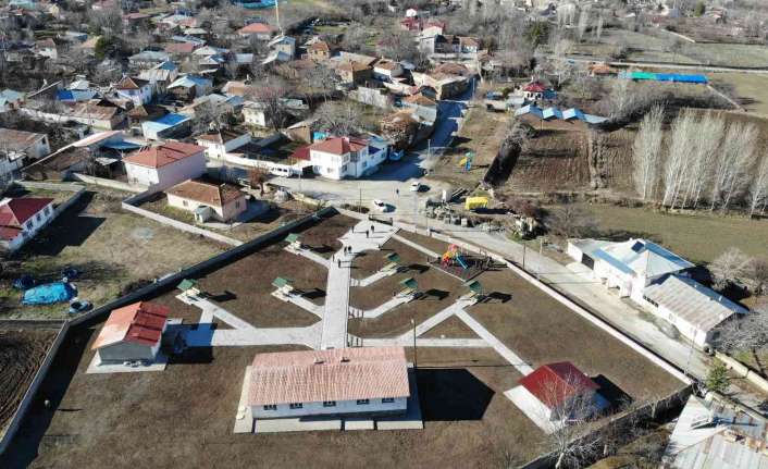 Erzincan’da PKK’lı teröristlerin 29 yıl önce gerçekleştirdiği saldırılardan ötürü kapanan