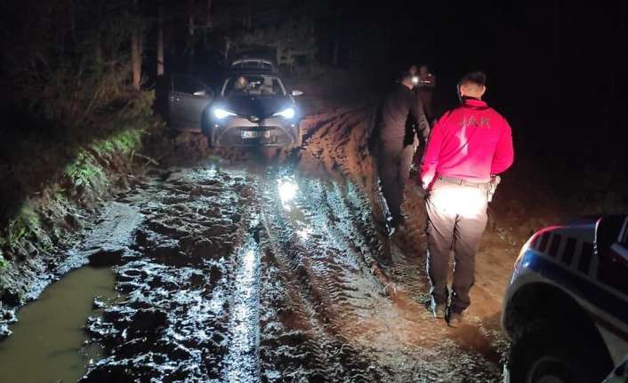 Erzincan’ın Refahiye ilçesinde yağmur