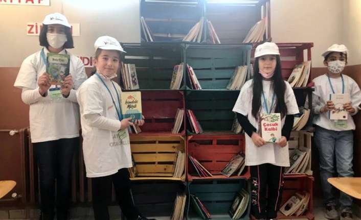 Erzincan’ın Çayırlı ilçesine bağlı Çaykent Ortaokulu’nda salgın sebebiyle ertelenen 2020