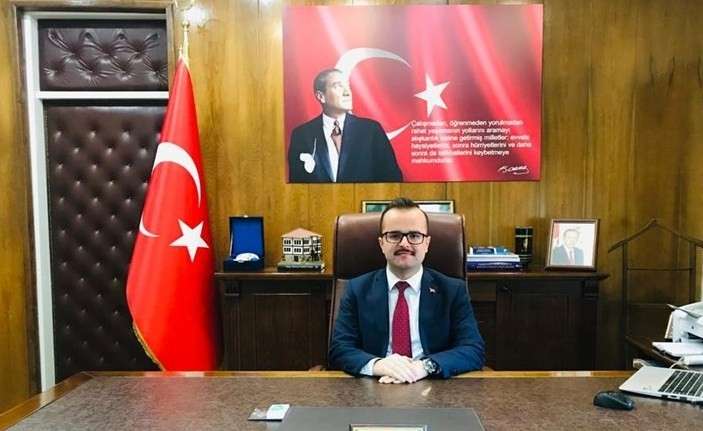 İçişleri Bakanlığı tarafından görevden uzaklaştırılan Çayırlı Kaymakamı Ömer Büyükergene’nin yerine