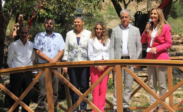 Cumhuriyet Halk Partisi (CHP) Kadın Kolları Genel Başkanı Aylin Nazlıaka,
