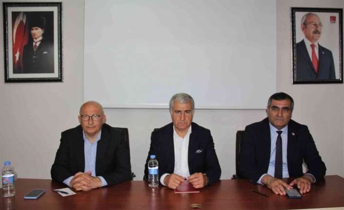 Cumhuriyet Halk Partisi (CHP) İstanbul Milletvekili Ali Şeker ile Eskişehir