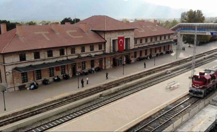 Dünyanın en büyük depremleri arasında gösterilen 1939 depreminin ardından şehirde