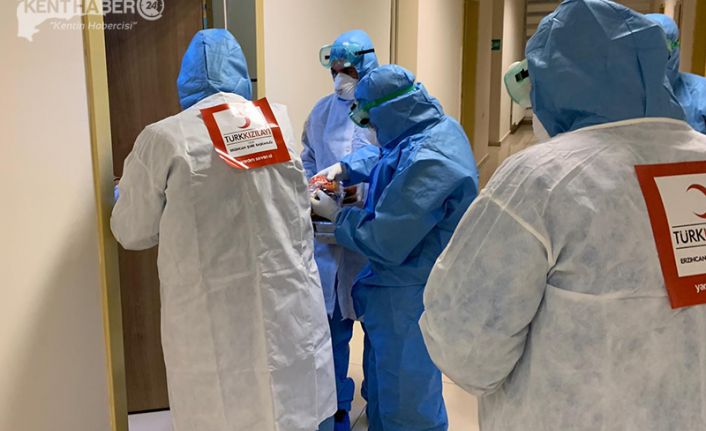 Türk Kızılay’ın, "Dertler paylaştıkça bitecek, yeter ki inan buna" sloganıyla