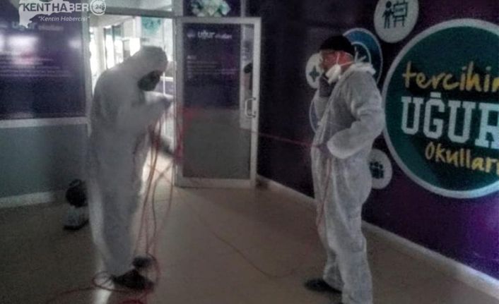 Uğur Okulları Erzincan Uğur Anadolu Lisesinde korona virüse karşı öğrencileri