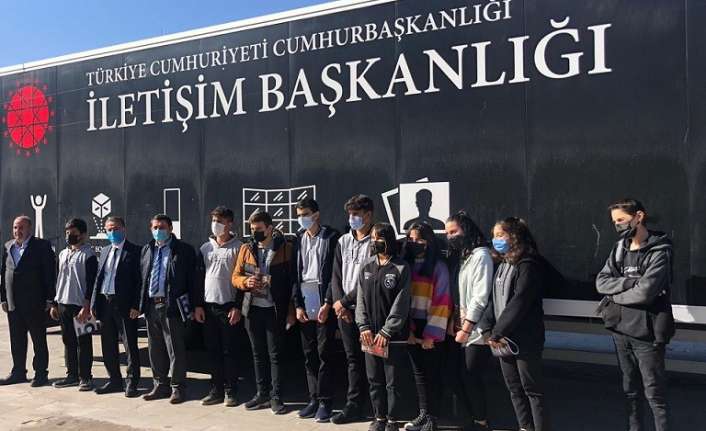 Cumhurbaşkanlığı İletişim Başkanlığı Dijital İletişim tırının 39’ncu durağı Erzincan oldu.