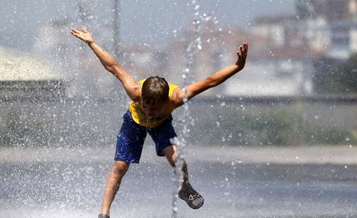 Doğu Anadolu Bölgesinde hava sıcaklığı mevsim normallerinin üzerine çıktı.