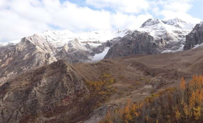Doğu Anadolu Bölgesi’nde yüksek kesimlere kar yağmasının ardından geceleri hava