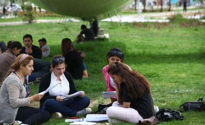 Erzincan Binali Yıldırım Üniversitesi’nde 2020-2021 eğitim-öğretim yılı 12 Ekim Pazartesi