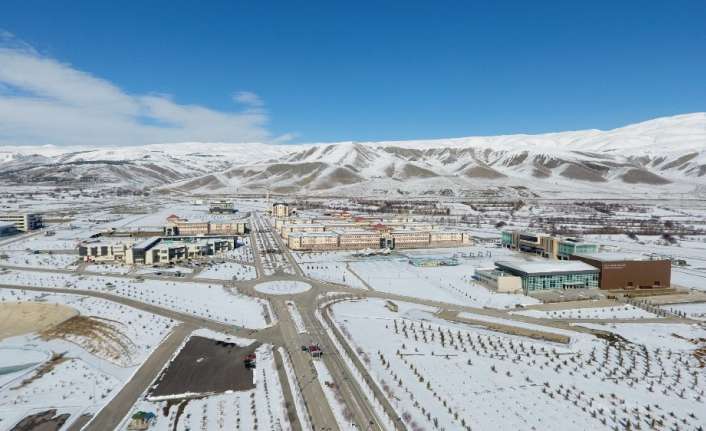 Erzincan Binali Yıldırım Üniversitesi (EBYÜ) Yalnızbağ yerleşkesinde fiziki alt yapı