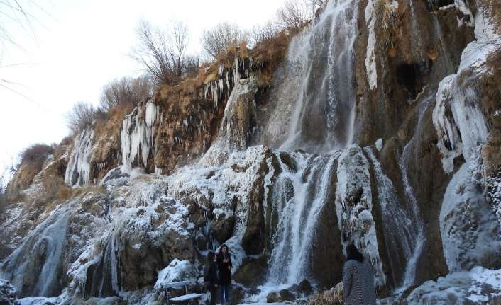 Hava sıcaklığının mevsim normallerinin üzerinde seyrettiği Doğu Anadolu Bölgesinde en
