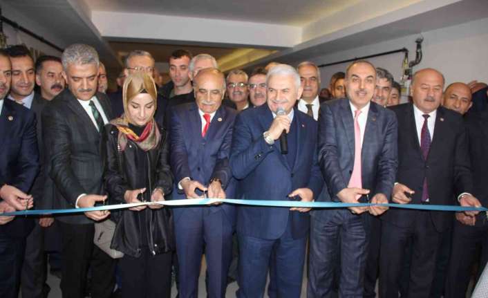 Merkezi İstanbul’da bulunan Erzincan Sanayici ve İş İnsanları Derneği’nin (ERSİAD)