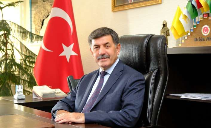 Erzincan Belediye Meclisinin Kasım ayı toplantısı Belediye Başkanı Bekir Aksun