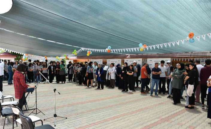Erzincan Fen Lisesi Bilim Fuarı açılışı gerçekleştirildi.