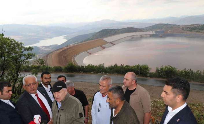 Erzincan İliç’teki altın madeninin siyanür borularından birisinin kırıldığı ve 20