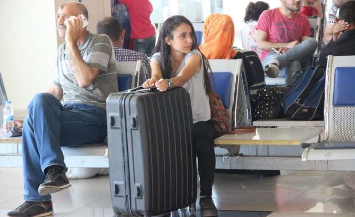 ERZİNCAN’DA VATANDAŞLAR, BAYRAM TATİLİNİ MEMLEKETLERİNDE YA DA TATİL BELDELERİNDE GEÇİRMEK