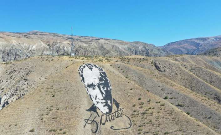 Erzincan Valiliğince 29.08.2022 tarihli yaygın bir gazetede yayımlanan “Dağdan bakan