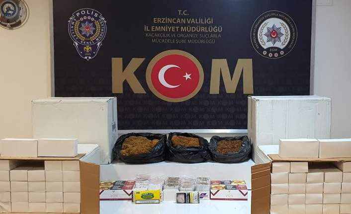 Erzincan’da 2 işyerinde yapılan denetimlerde kaçak sigara üretiminde kullanılan malzemeler