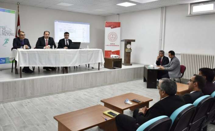 Erzincan İl Millî Eğitim Müdürlüğü tarafından ortaokul ve lise müdürleri