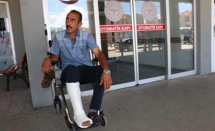 Erzincan'da acemi kasaplar acile akın etti Yurt genelinde olduğu gibi Erzincan'da da Kurban Bayramı'nın ilk gününde