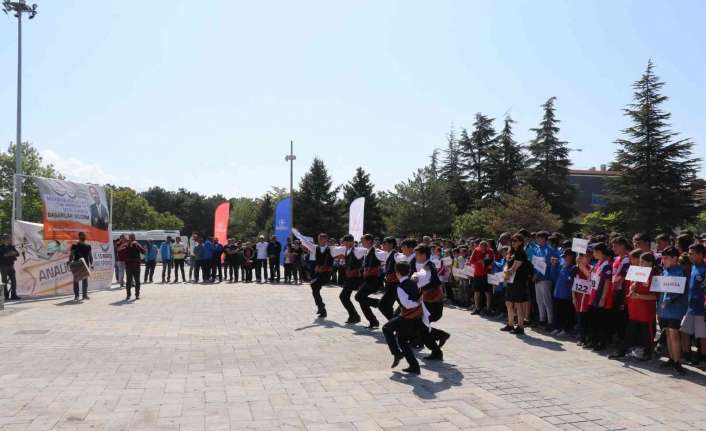 Anadolu Yıldızlar Ligi Oryantiring Türkiye Şampiyonası, Erzincan’da başladı.