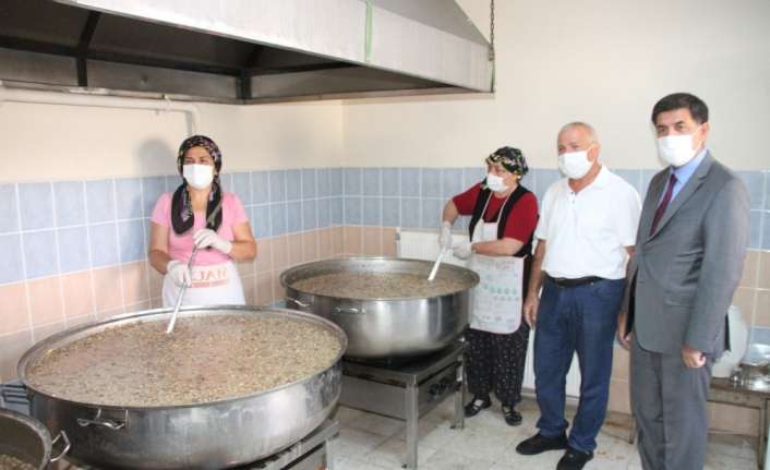 Erzincan’da Hacı Bektaş Veli Anadolu Kültür Vakfı tarafından Muharrem ayı